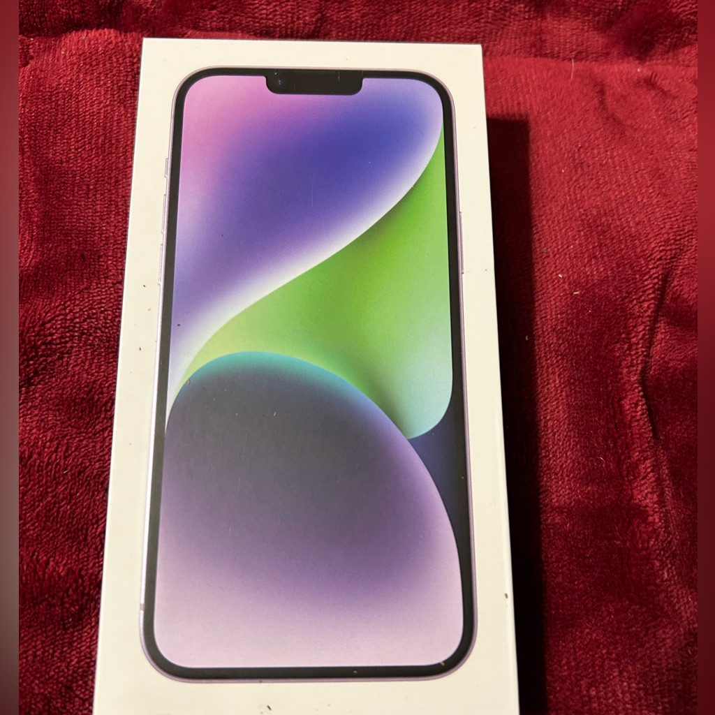 Empty Iphone 14plus Box